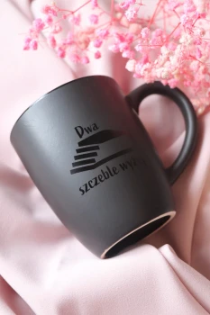 Kubek "Dwa Szczeble Wyżej"